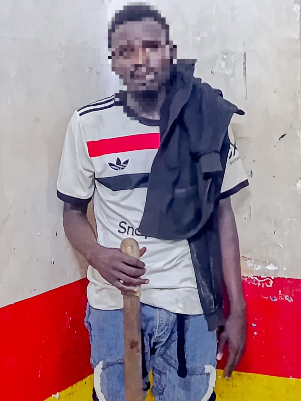 Suspect arrested by police after an armed robbery was foiled in Mwembe Tayari, Mombasa